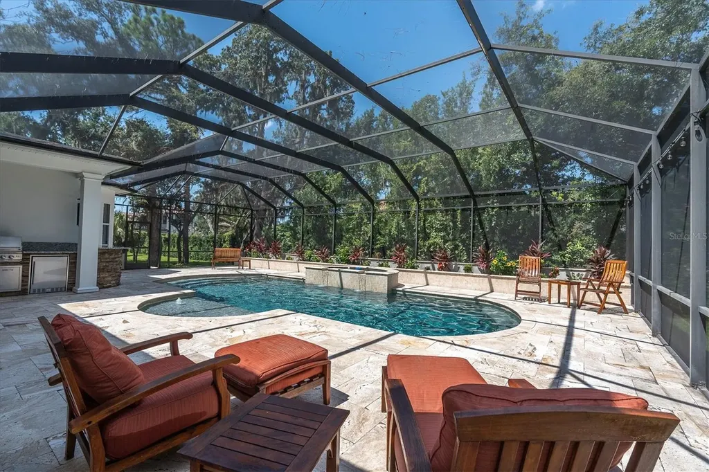 16301 Dunlindale Drive Lithia FL 33547