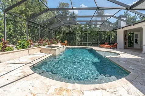 16301 Dunlindale Drive Lithia FL 33547