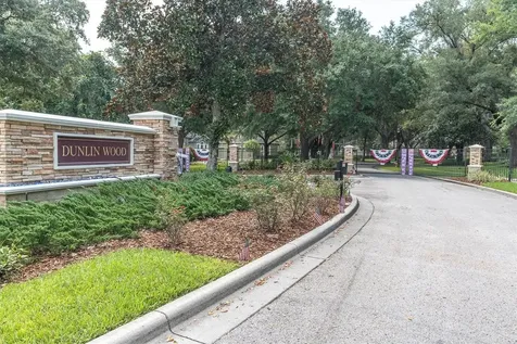 16301 Dunlindale Drive Lithia FL 33547
