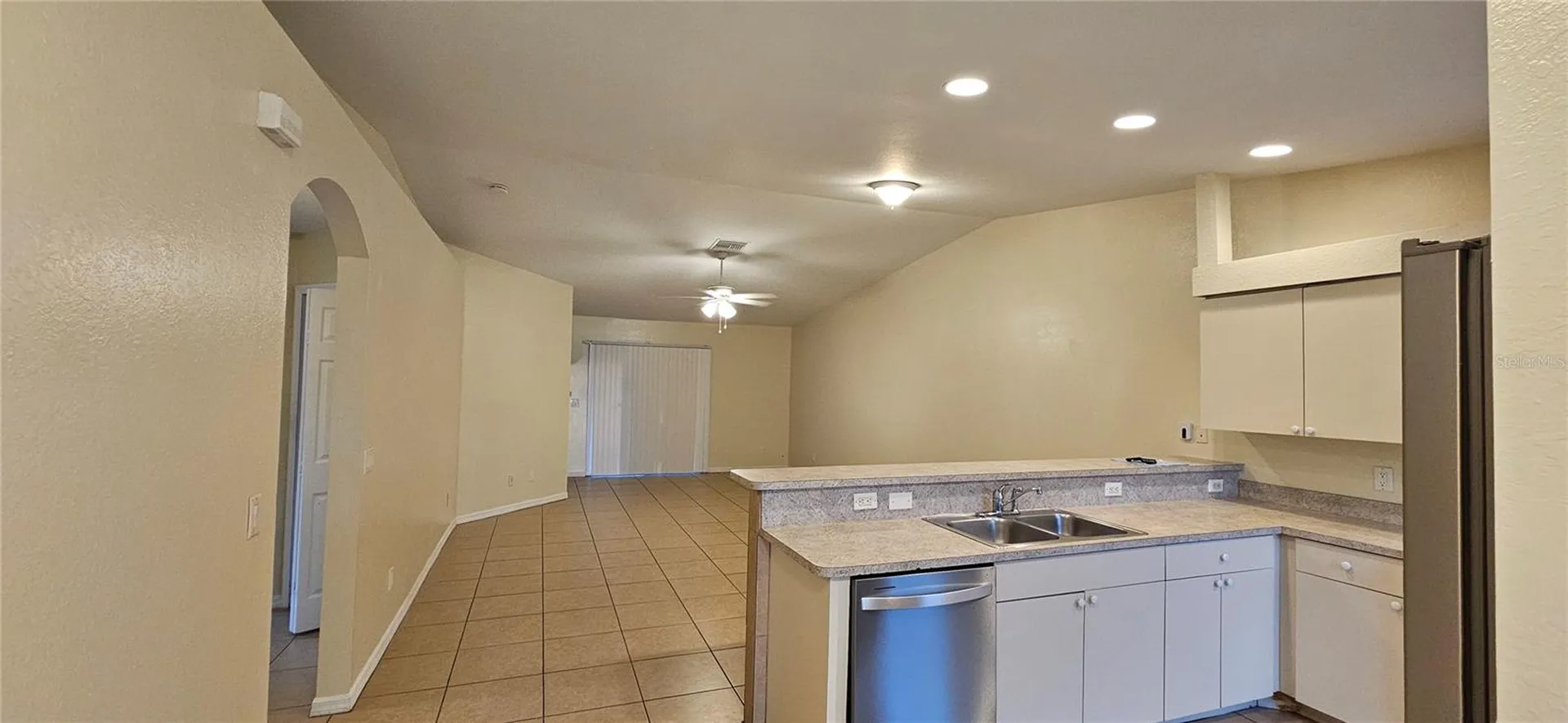1628 SW Santa Barbara Place Cape Coral FL 33991