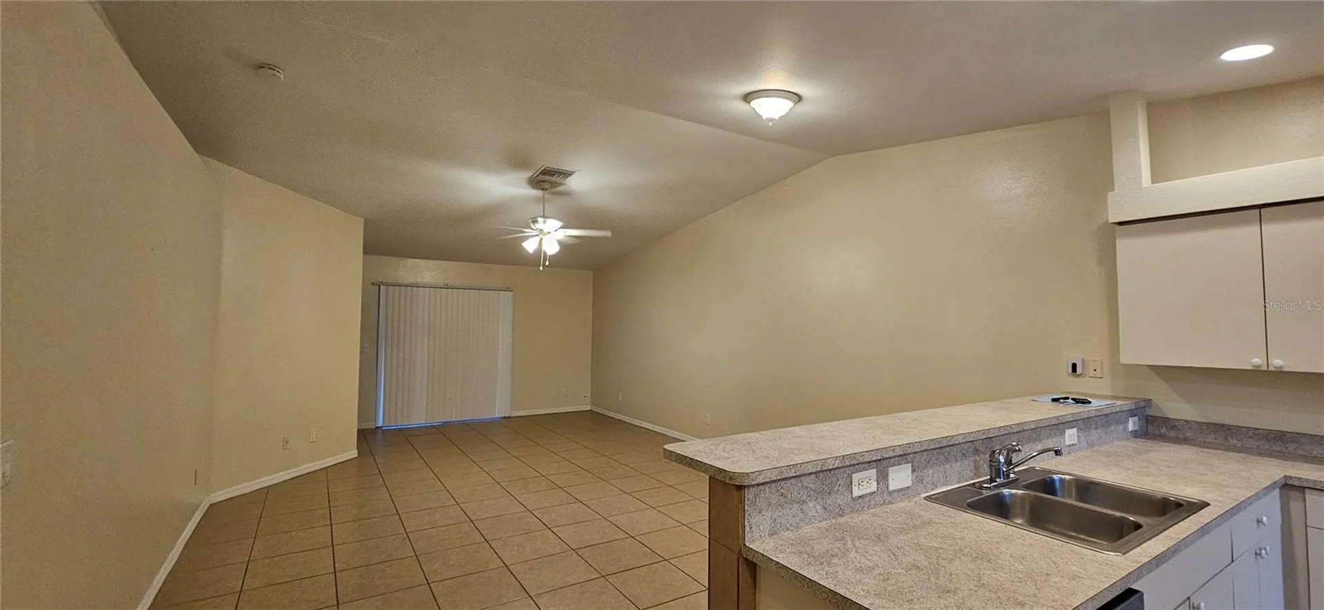 1628 SW Santa Barbara Place Cape Coral FL 33991