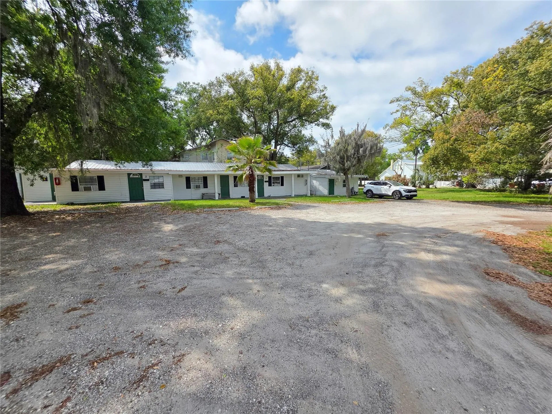 501 W Baker Street Plant City FL 33563