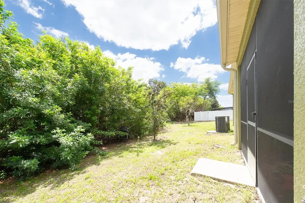 1511 Trailwater Street Ruskin FL 33570