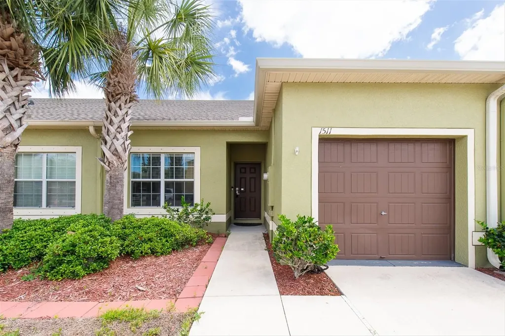 1511 Trailwater Street Ruskin FL 33570