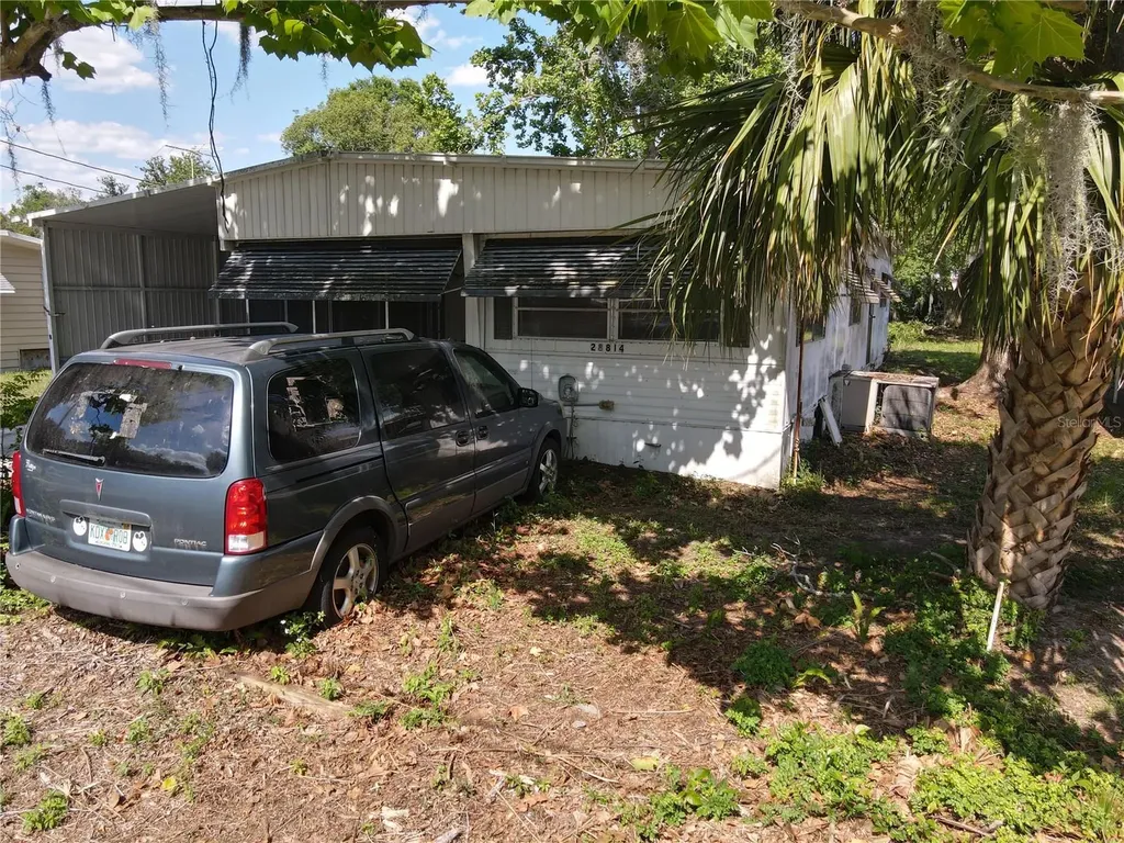 28814 Hubbard Street Leesburg FL 34748