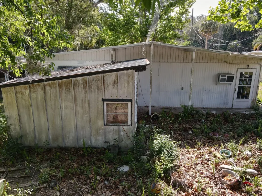 28814 Hubbard Street Leesburg FL 34748