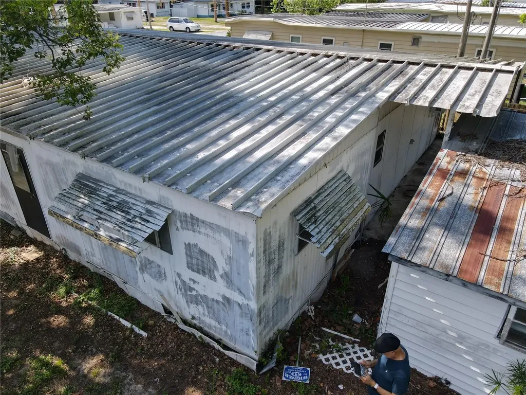 28814 Hubbard Street Leesburg FL 34748