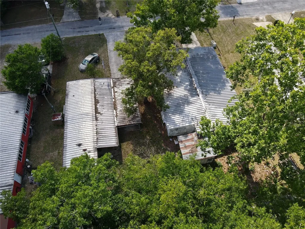 28814 Hubbard Street Leesburg FL 34748