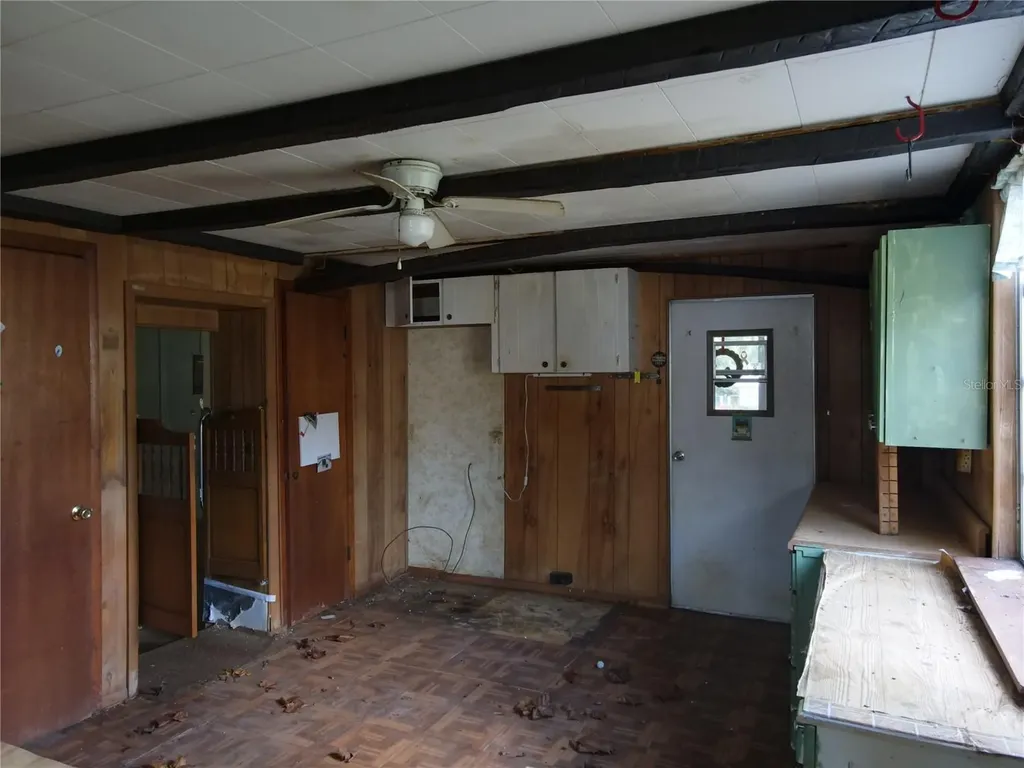 28814 Hubbard Street Leesburg FL 34748