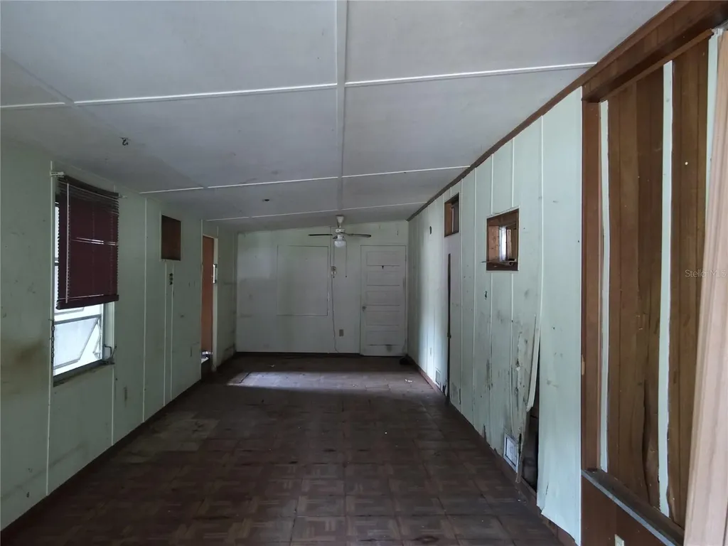 28814 Hubbard Street Leesburg FL 34748