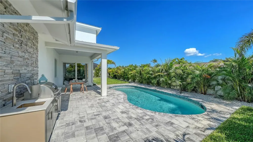 7808 20th Place W Bradenton FL 34209