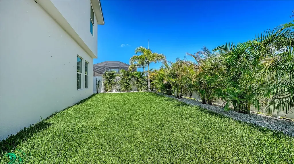 7808 20th Place W Bradenton FL 34209