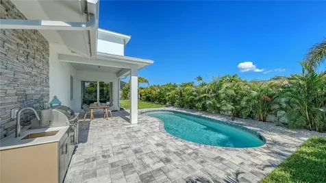 7808 20th Place W Bradenton FL 34209