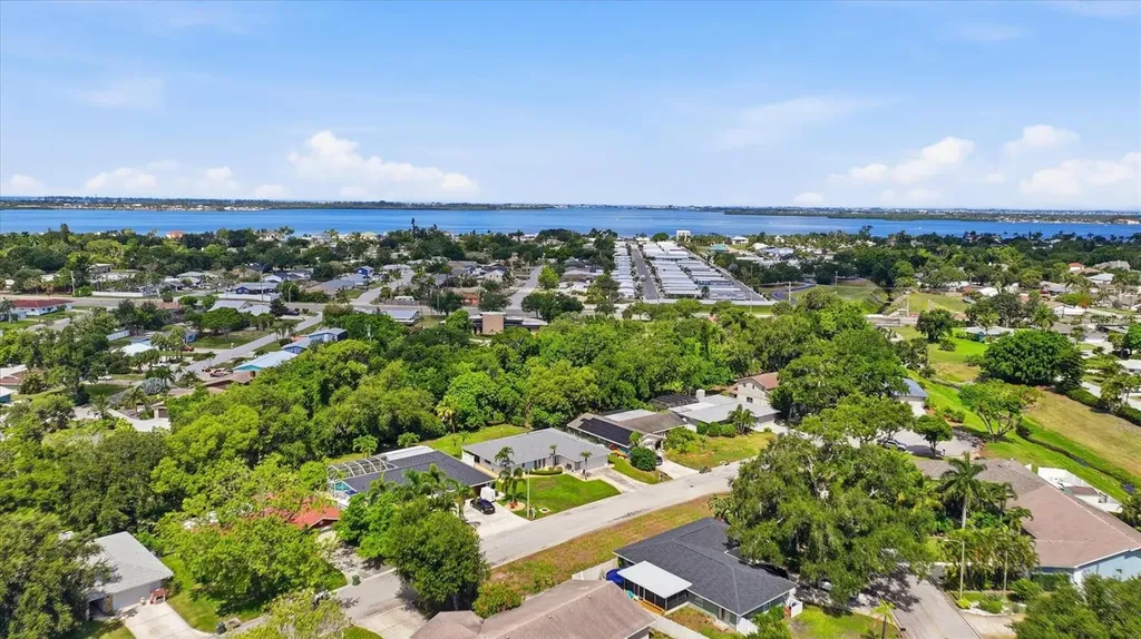 2130 72nd Street Circle W Bradenton FL 34209