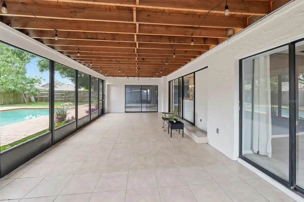 8307 Vallejo Place Tampa FL 33614