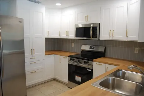 8307 Vallejo Place Tampa FL 33614