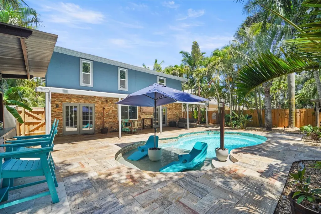 9545 135th Street Seminole FL 33776