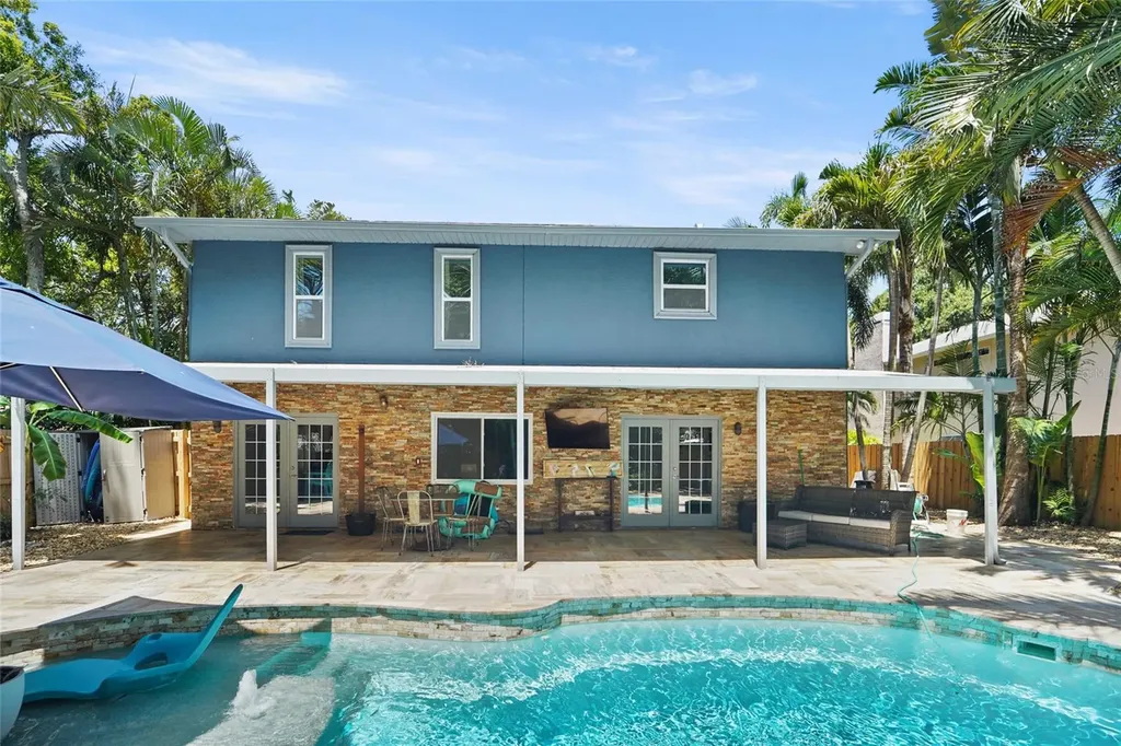 9545 135th Street Seminole FL 33776