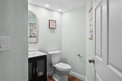 9545 135th Street Seminole FL 33776