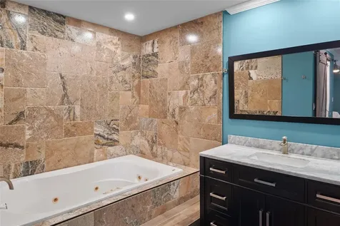 9545 135th Street Seminole FL 33776