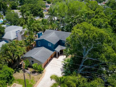 9545 135th Street Seminole FL 33776