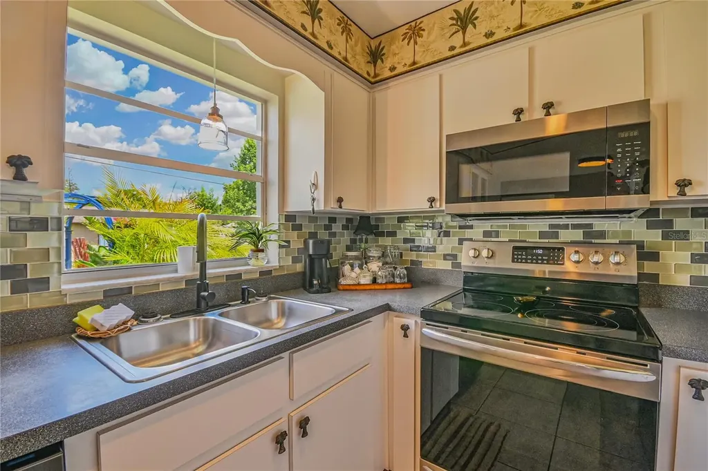 2820 Sabal Palm Drive Edgewater FL 32141