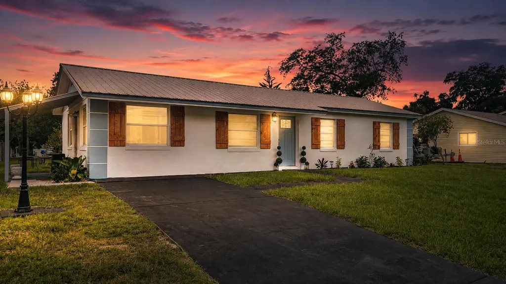 2820 Sabal Palm Drive Edgewater FL 32141