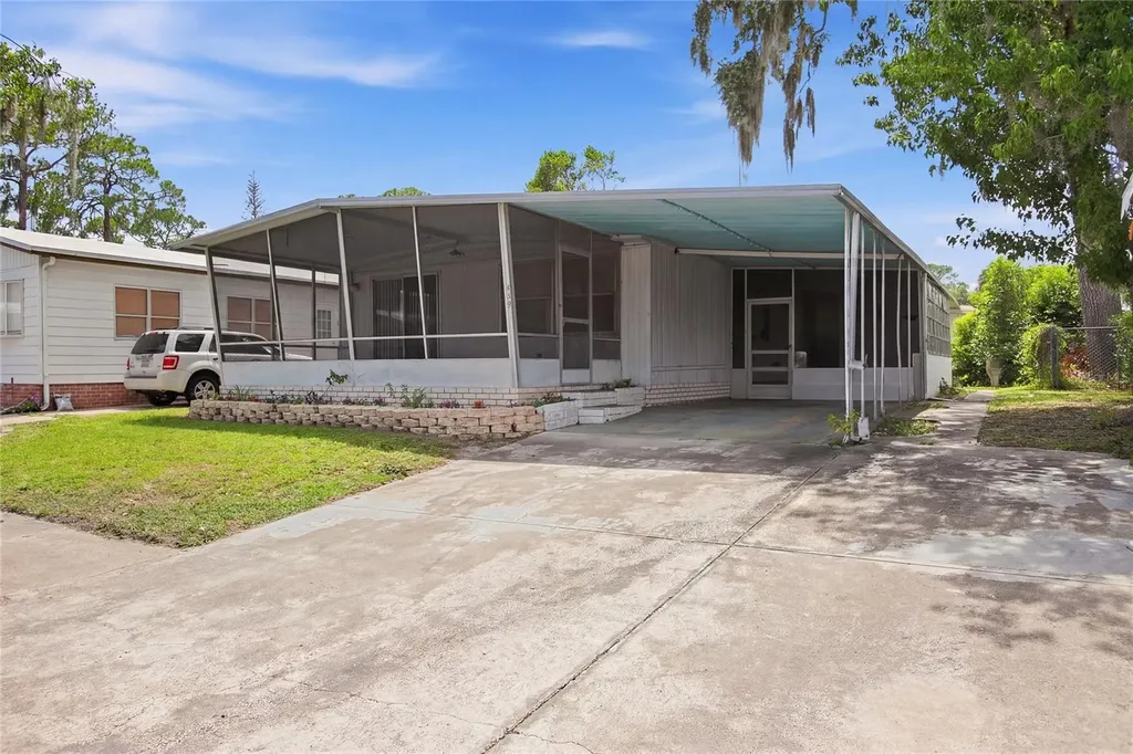 110 Maple Drive Debary FL 32713
