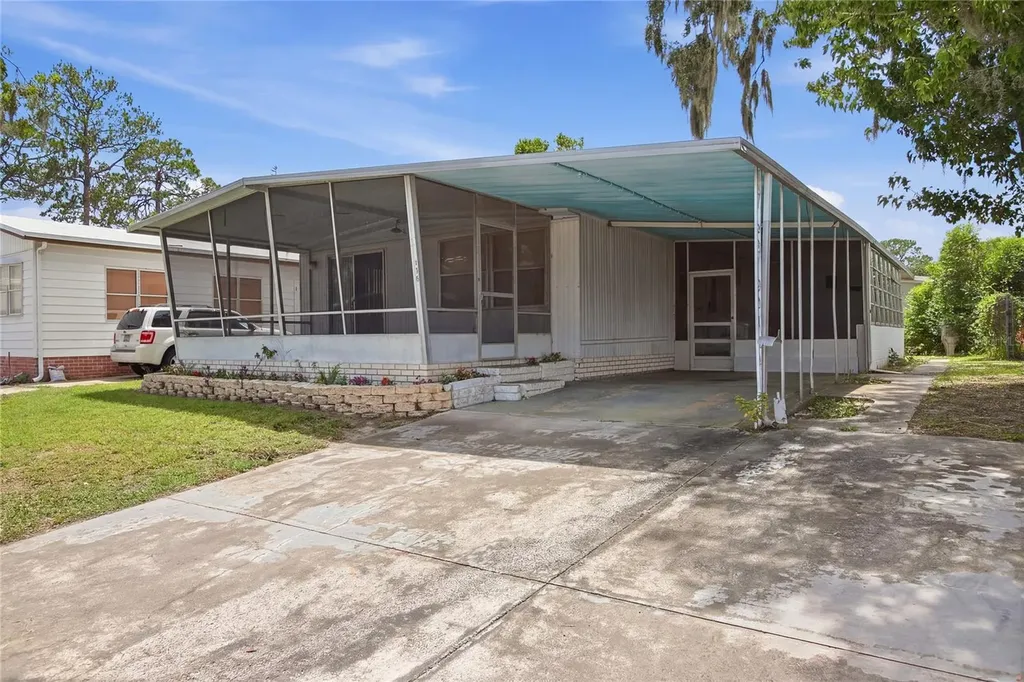 110 Maple Drive Debary FL 32713