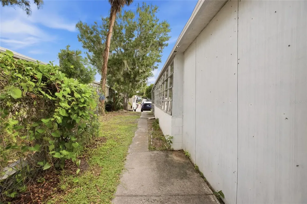 110 Maple Drive Debary FL 32713