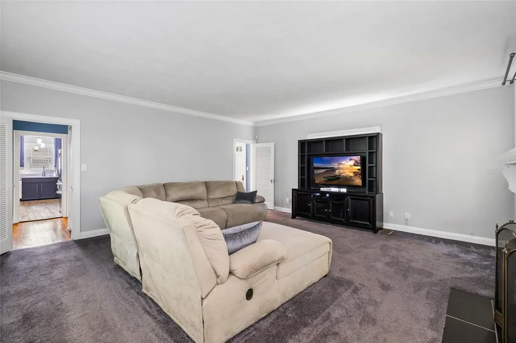 755 W Pierce Street Lake Alfred FL 33850