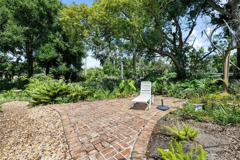 755 W Pierce Street Lake Alfred FL 33850
