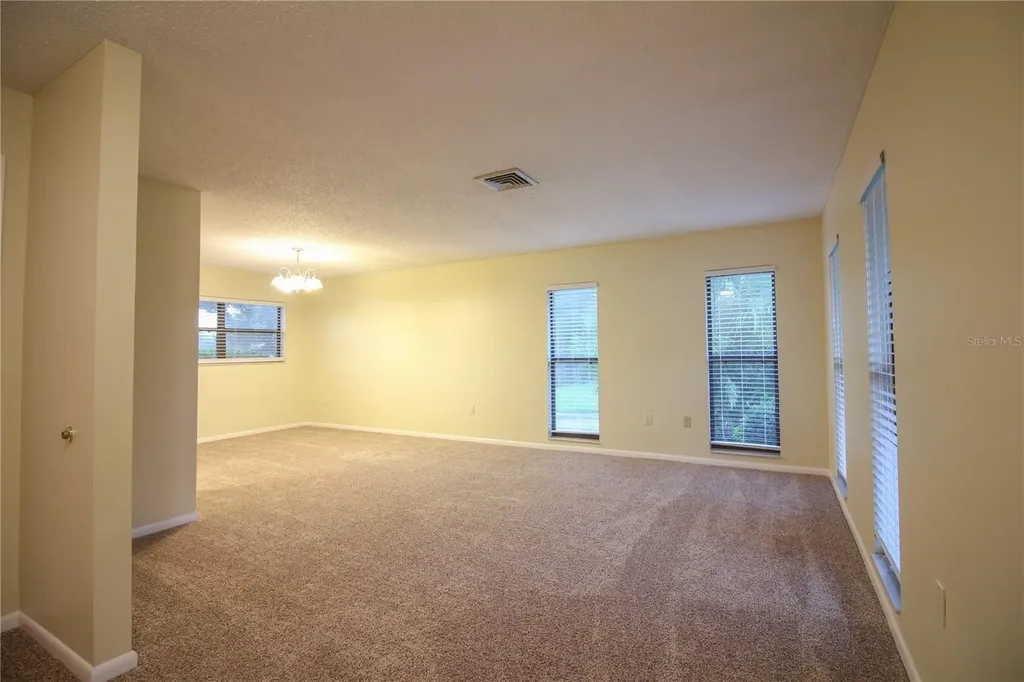 2014 Charnes Drive Lakeland FL 33813