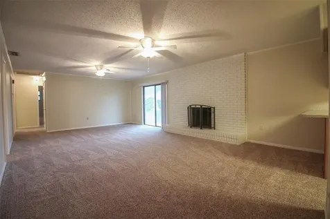 2014 Charnes Drive Lakeland FL 33813