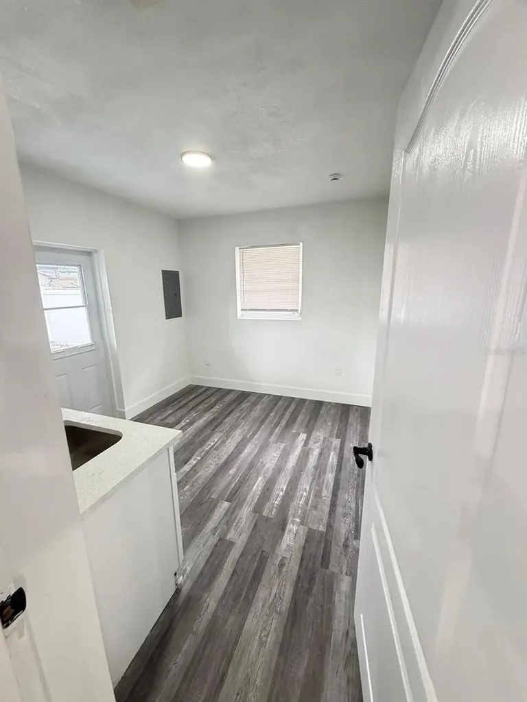 2534 W Fern Street Tampa FL 33614