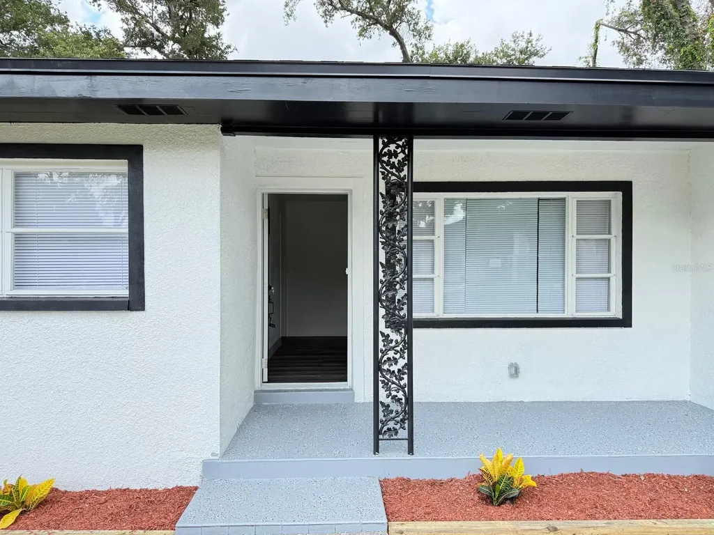 2534 W Fern Street Tampa FL 33614