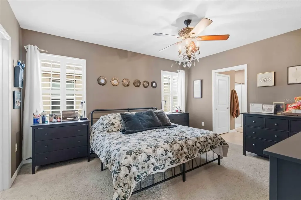 10230 Geese Trail Circle Sun City Center FL 33573