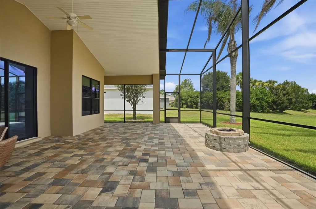 8987 Mississippi Run Weeki Wachee FL 34613
