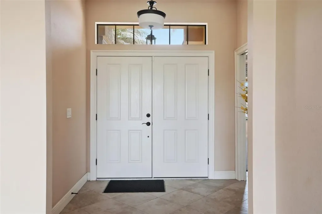 8987 Mississippi Run Weeki Wachee FL 34613