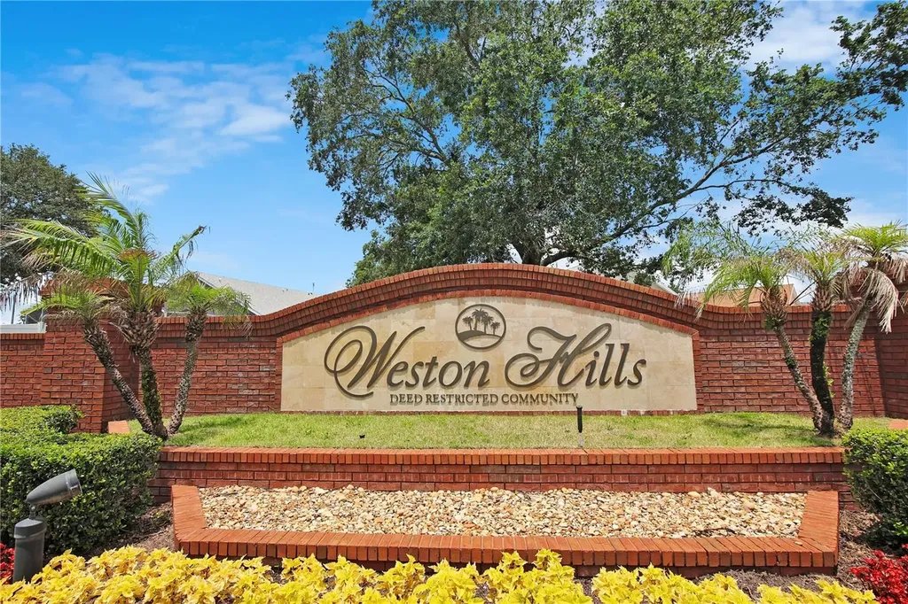 2741 Wilshire Road Clermont FL 34714