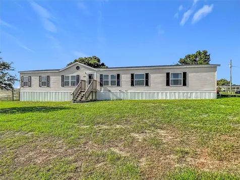 202 Waverly Loop Lake Wales FL 33859