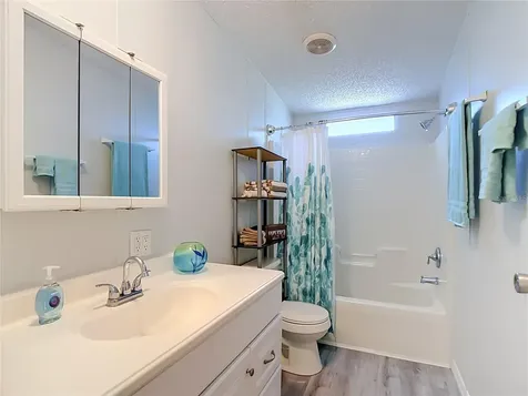 202 Waverly Loop Lake Wales FL 33859