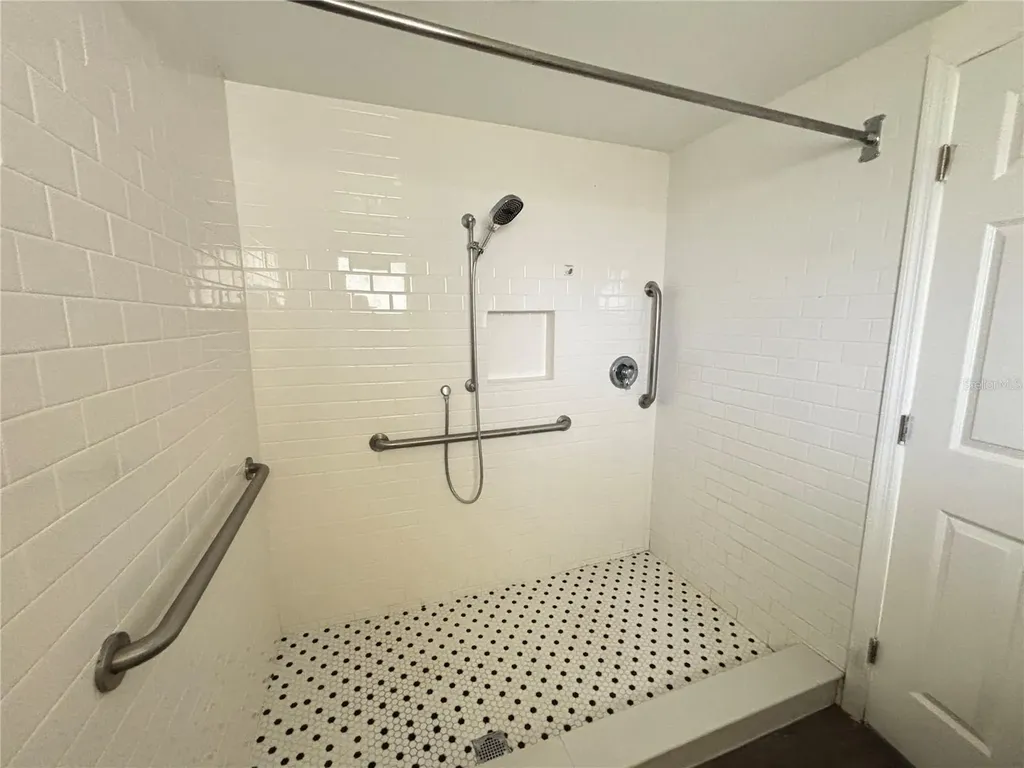 8302 N Flintrock Court Tampa FL 33615