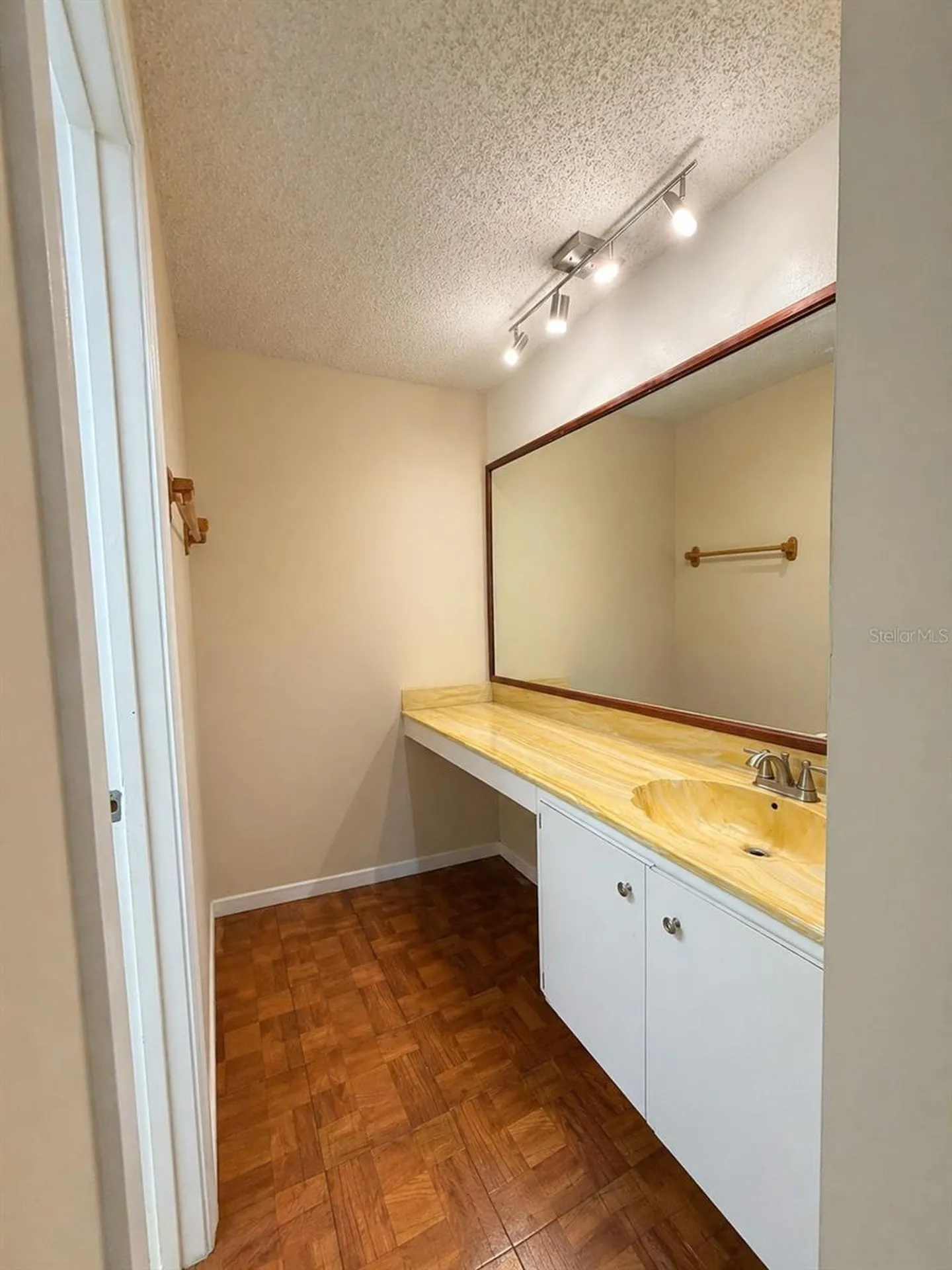 5134 Saint Charles Lane Orlando FL 32822