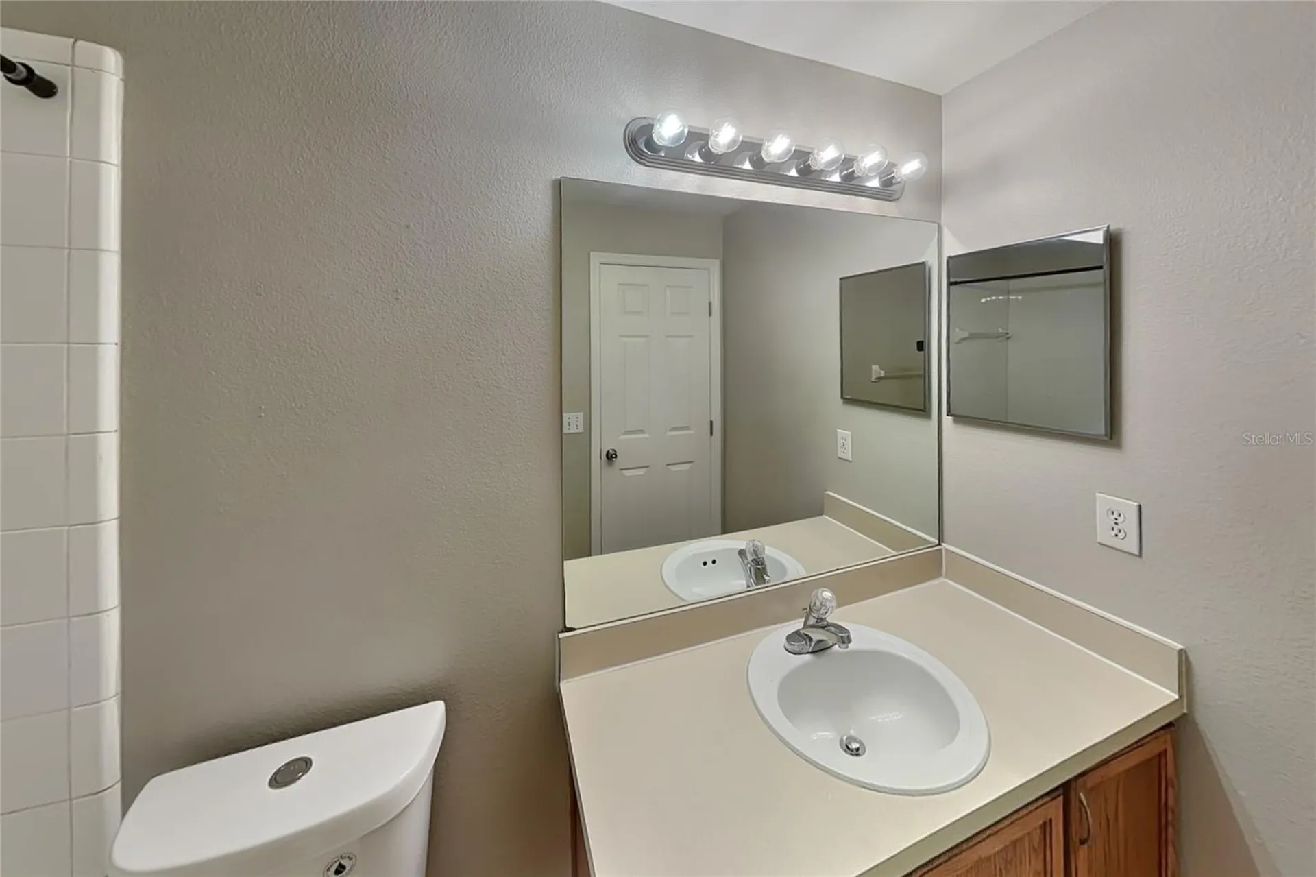 Apopka FL 32703