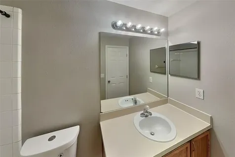 Apopka FL 32703