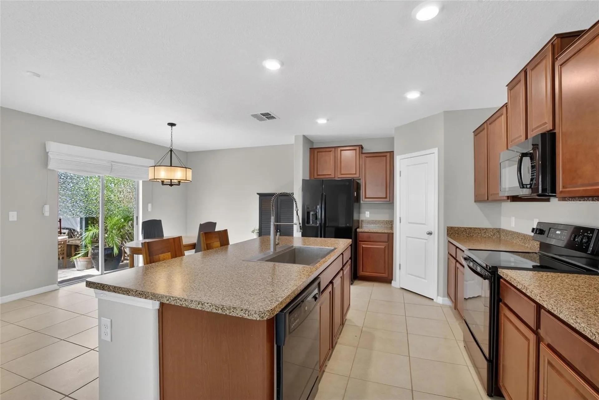10211 Amazing Grace Avenue Riverview FL 33578