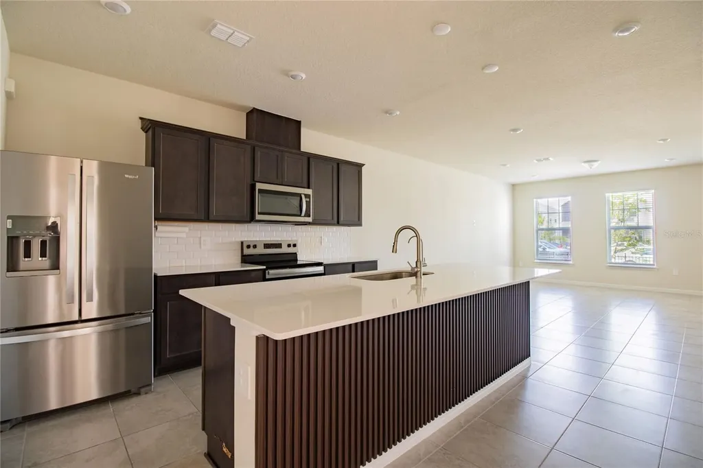 2345 Southbury Kissimmee FL 34744