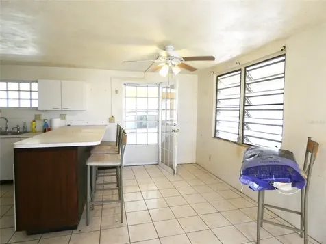 491 Calle Gladiola Vieques PR 00765