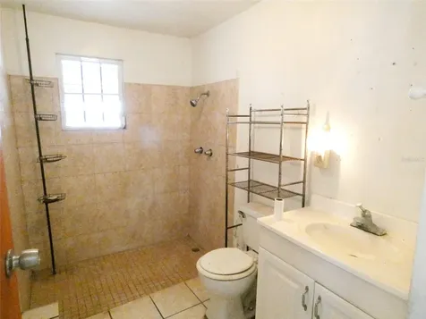 491 Calle Gladiola Vieques PR 00765